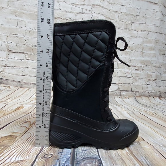 New in box Youth Thermoball Shelista Boots - Picture 4 of 8